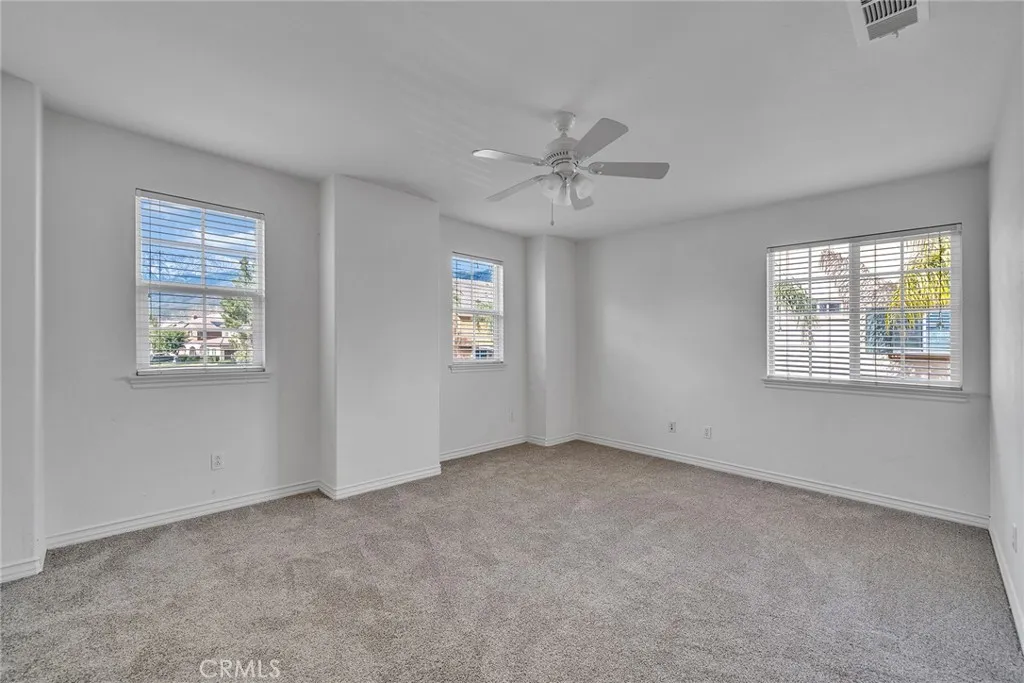 15621 Pisa Lane, Fontana, California 92336 home-pic-49