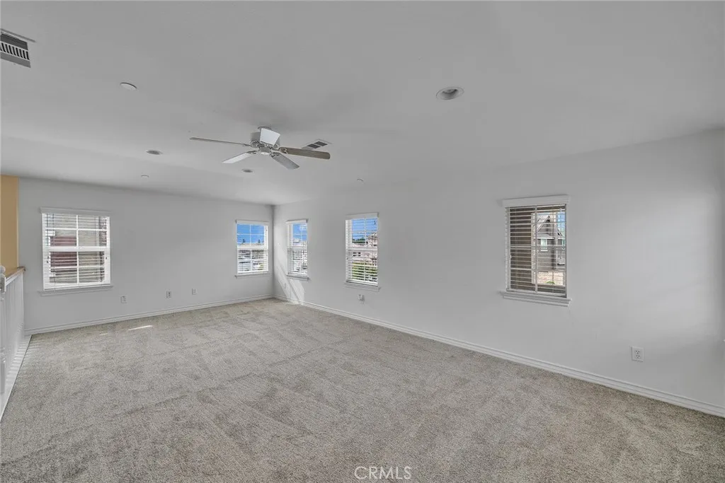15621 Pisa Lane, Fontana, California 92336 home-pic-28