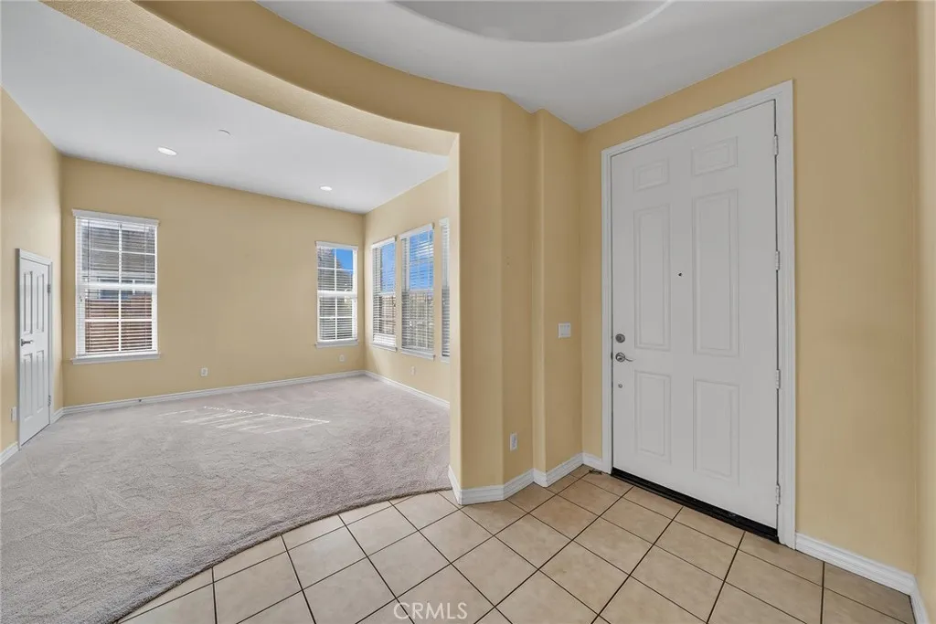15621 Pisa Lane, Fontana, California 92336 home-pic-6