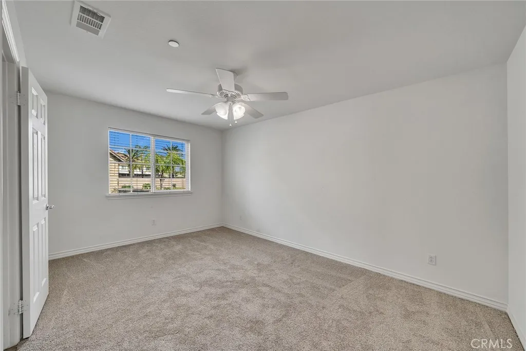 15621 Pisa Lane, Fontana, California 92336 home-pic-44