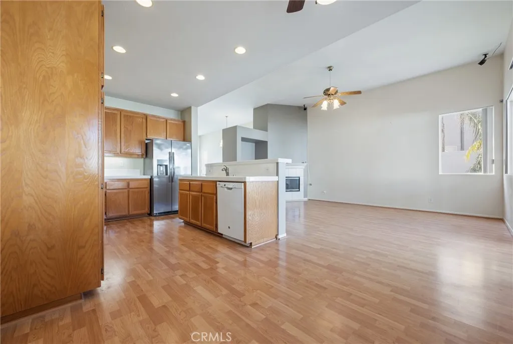 41151 Marseille Court, Murrieta, California 92562 home-pic-17