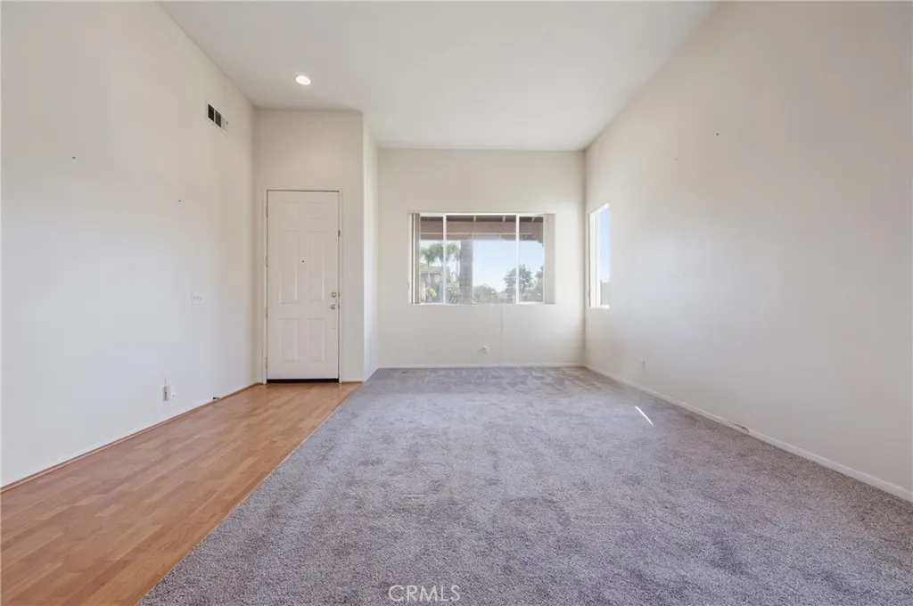 41151 Marseille Court, Murrieta, California 92562 home-pic-10