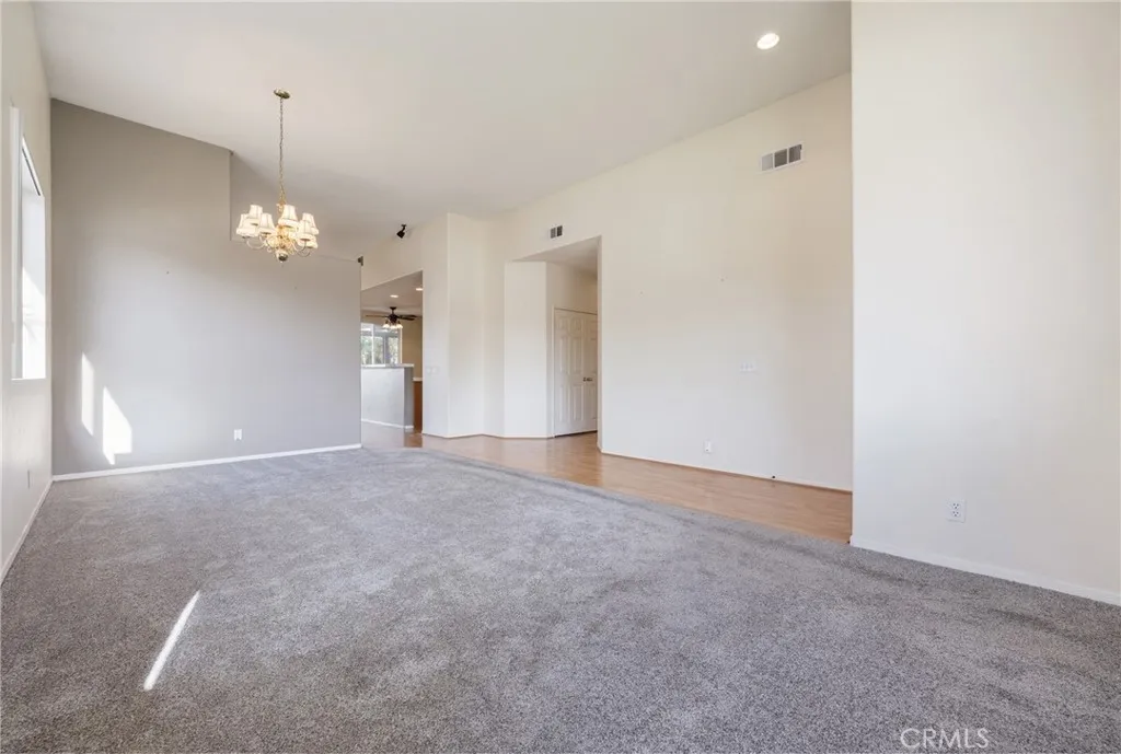 41151 Marseille Court, Murrieta, California 92562 home-pic-12