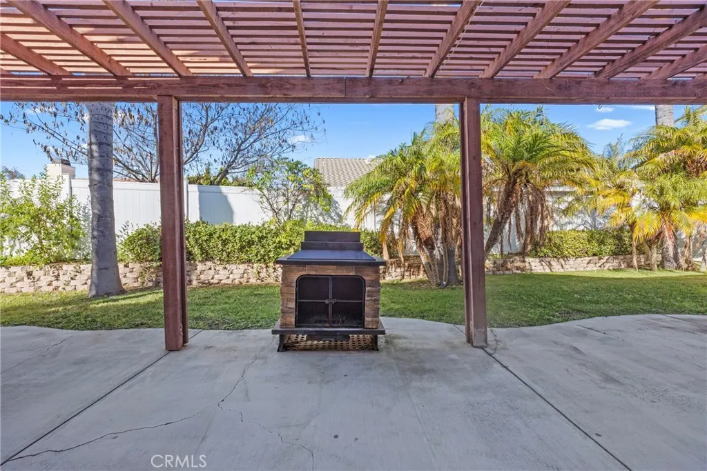 41151 Marseille Court, Murrieta, California 92562 home-pic-36