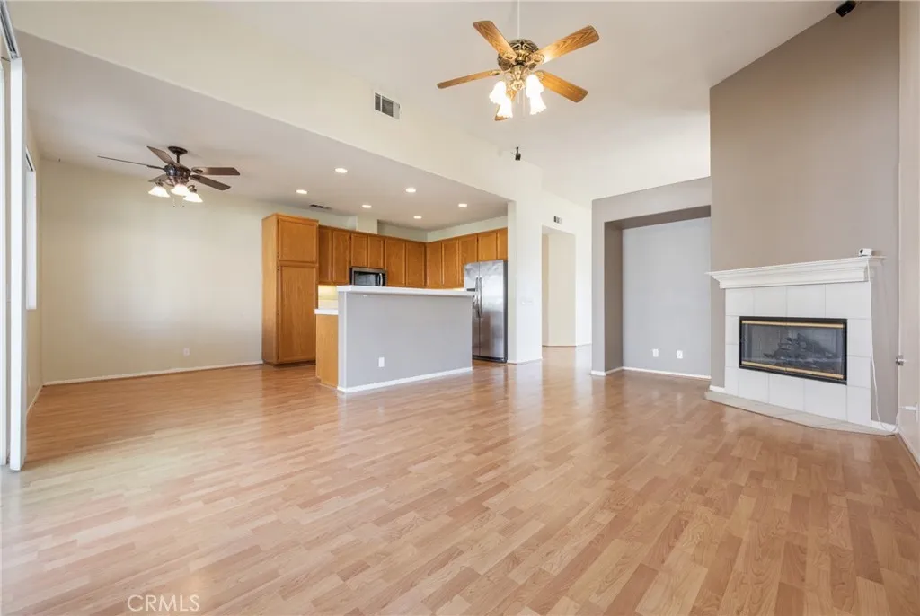 41151 Marseille Court, Murrieta, California 92562 home-pic-14