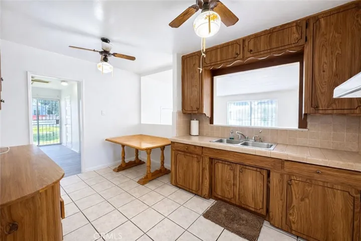 646 S Record Avenue, Los Angeles, California 90023
