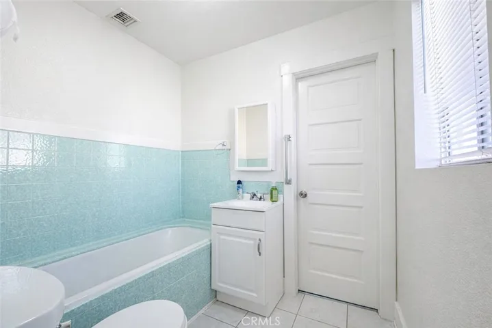 646 S Record Avenue, Los Angeles, California 90023