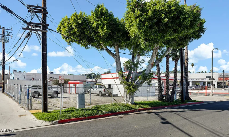 3000 W Main St 008-mls