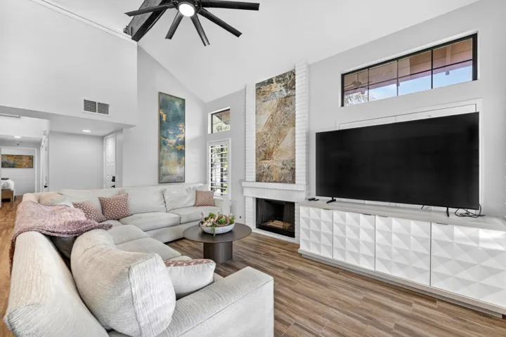 118-avellino-circle-006