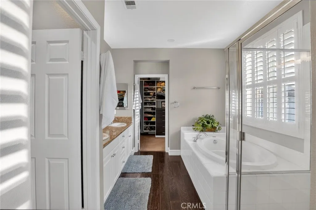 12 Roycroft Court, Ladera Ranch, California 92694 home-pic-37