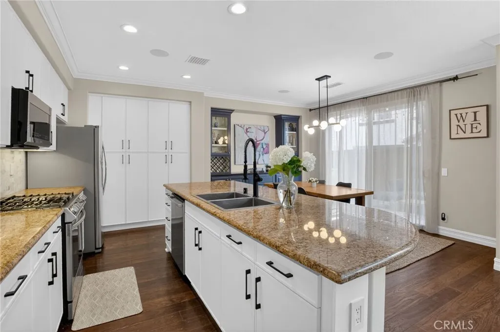 12 Roycroft Court, Ladera Ranch, California 92694 home-pic-21