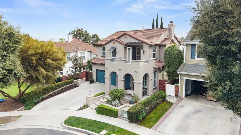 12 Roycroft Court, Ladera Ranch, California 92694 home-pic-2