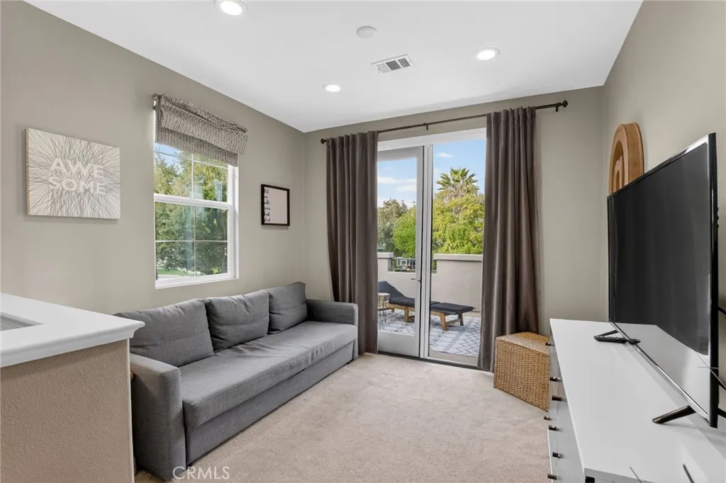 12 Roycroft Court, Ladera Ranch, California 92694 home-pic-29
