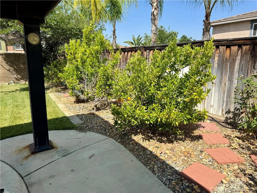 45002 Thalia Lane, Lake Elsinore, California 92532 home-pic-32