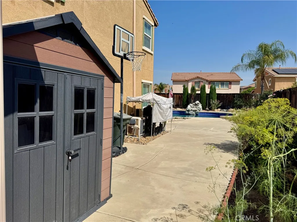 45002 Thalia Lane, Lake Elsinore, California 92532 home-pic-30