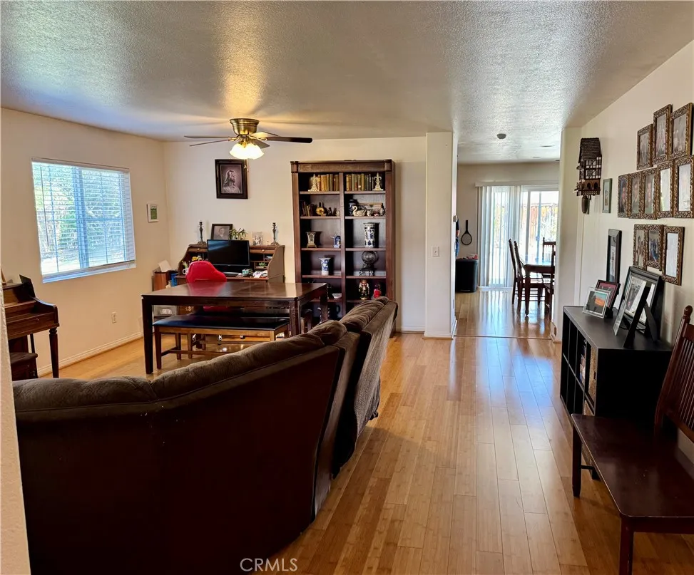 45002 Thalia Lane, Lake Elsinore, California 92532 home-pic-6
