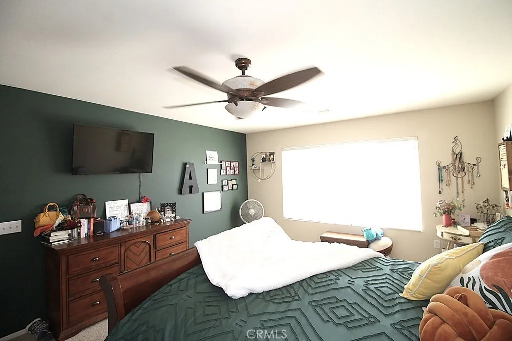 924 Condor, Barstow, California 92311 home-pic-32