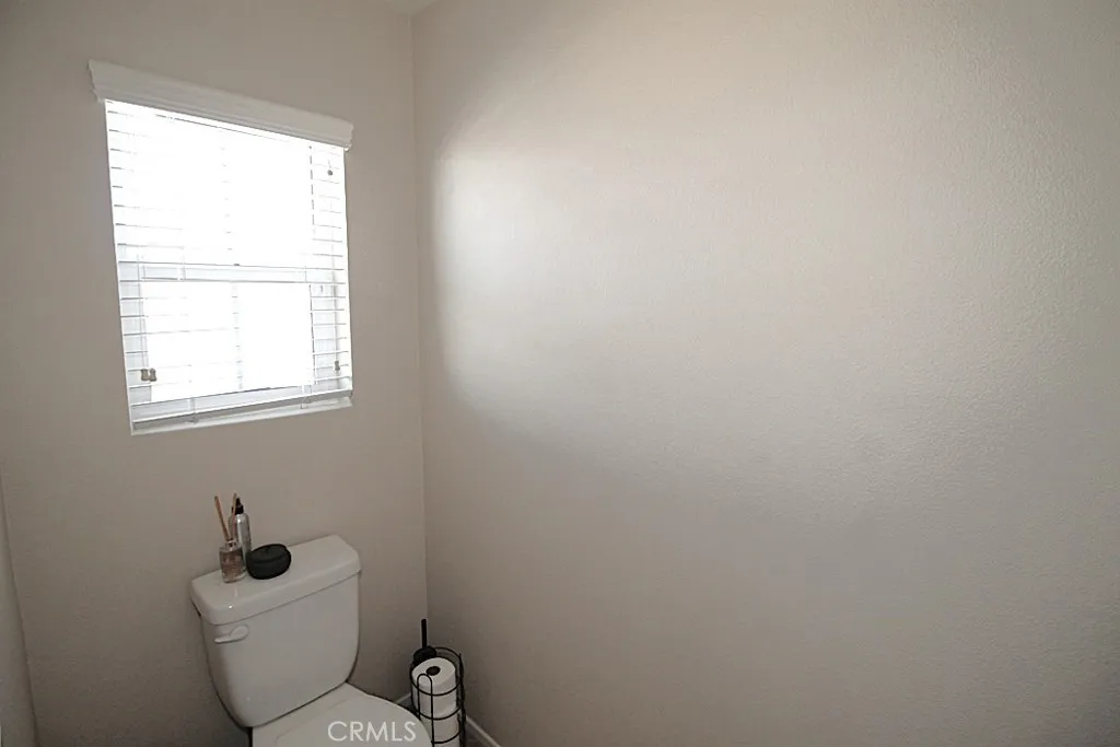 924 Condor, Barstow, California 92311 home-pic-41
