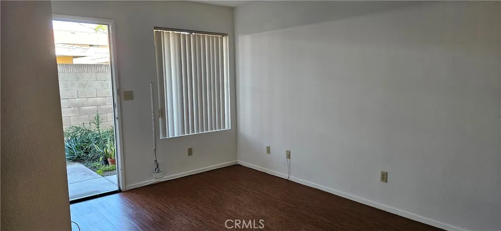 20725 Seine Avenue D, Lakewood, California 90715