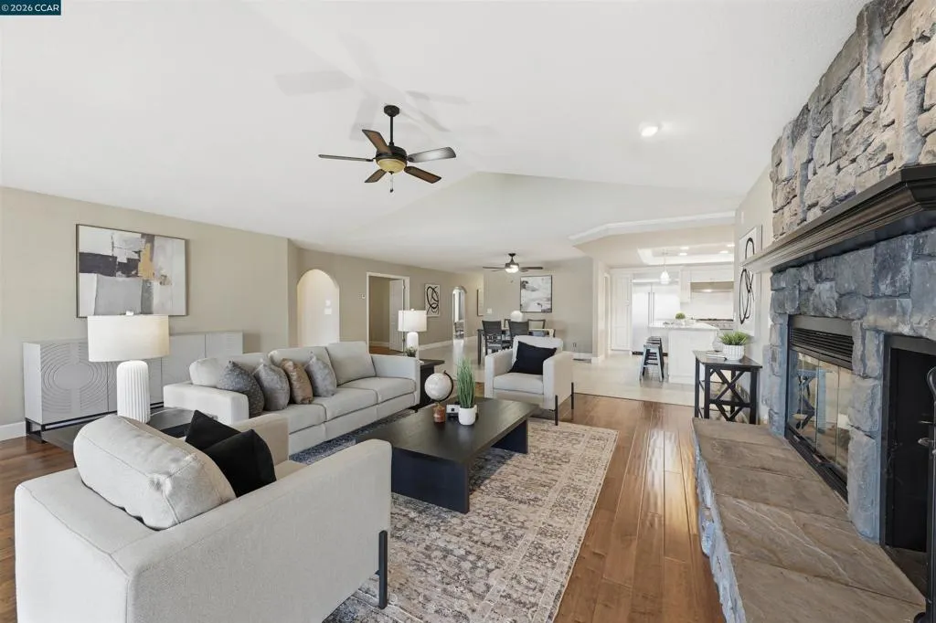 1963 Windward Pt, Discovery Bay, California 94505 home-pic-11