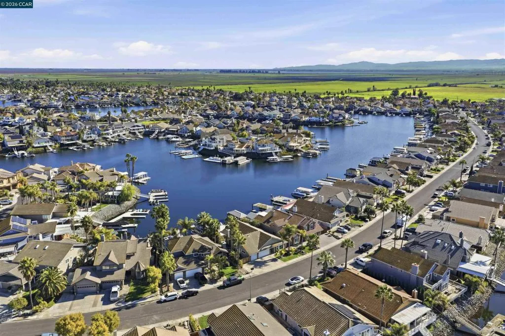 1963 Windward Pt, Discovery Bay, California 94505 home-pic-46