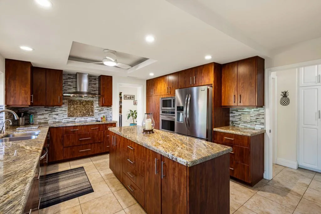 25-web-or-mls-TJPueblo_OPMG_0226_025