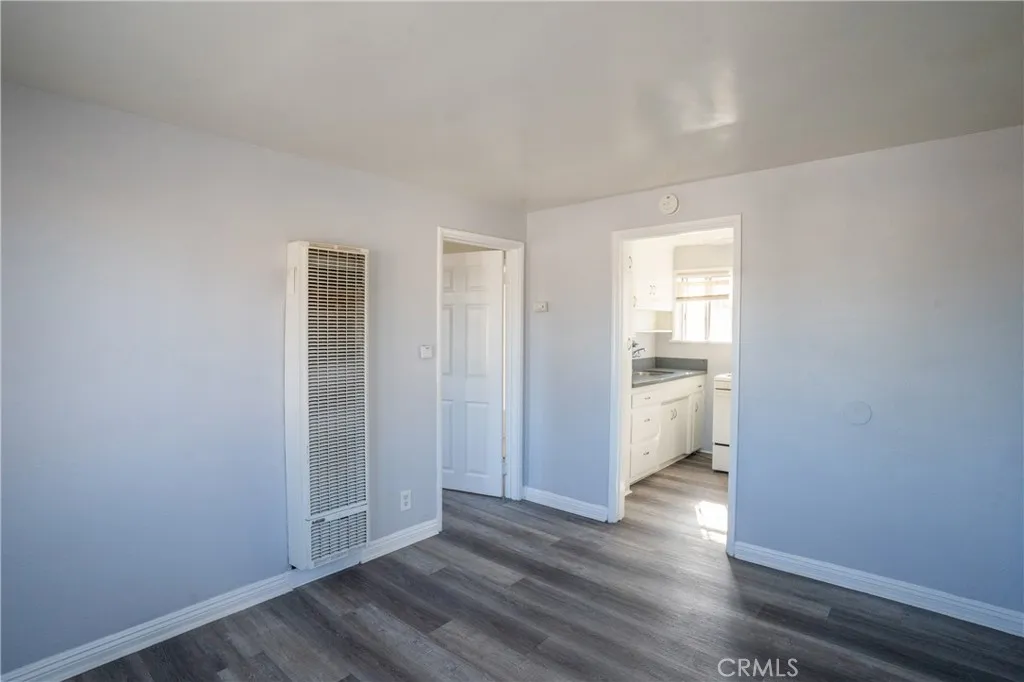 242 E Del Amo, Long Beach, California 90805 home-pic-22