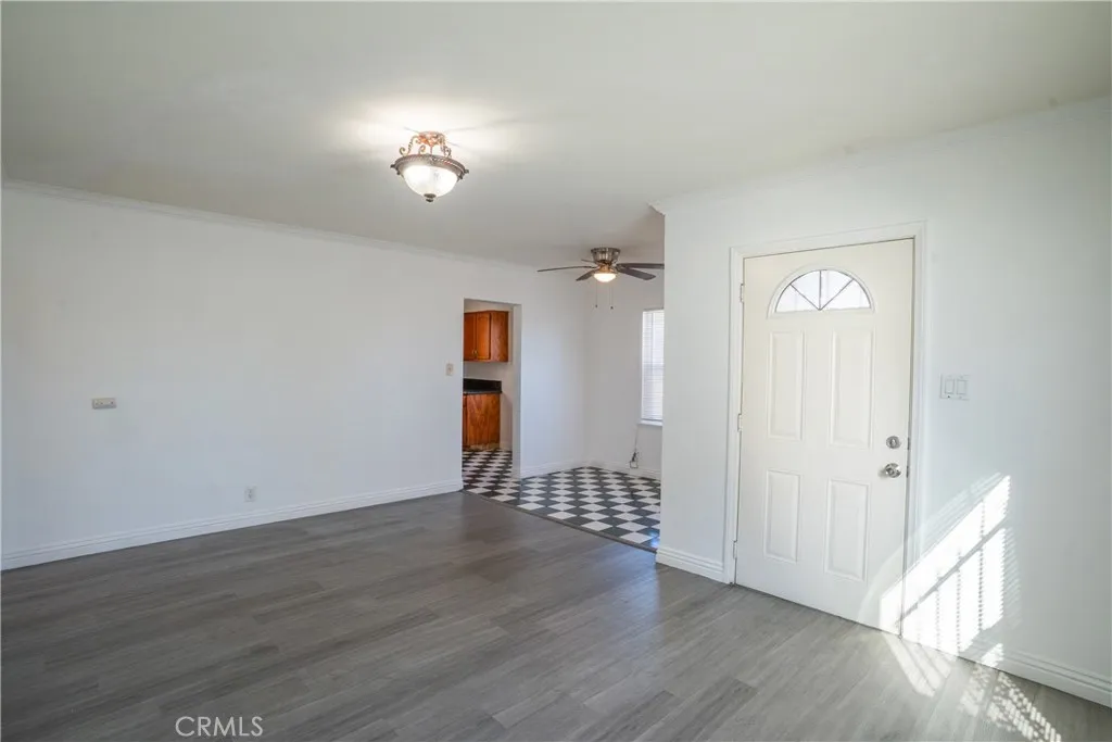 242 E Del Amo, Long Beach, California 90805 home-pic-16