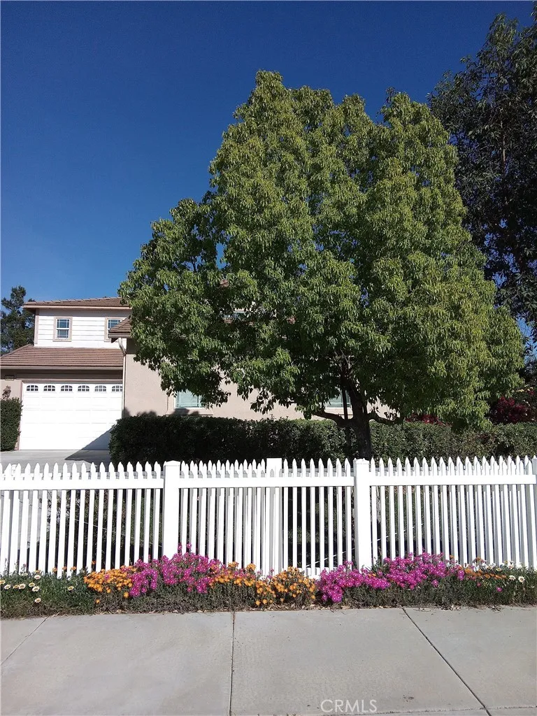 Nice Curb Appeal.