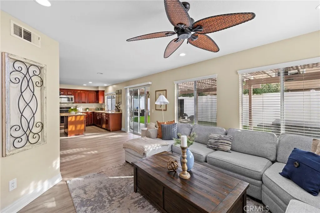 28 Tomahawk, Trabuco Canyon, California 92679 home-pic-7