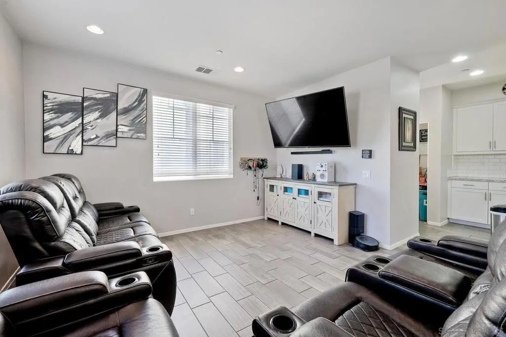 1700 Santa Gloria, San Diego, California 92154 home-pic-12