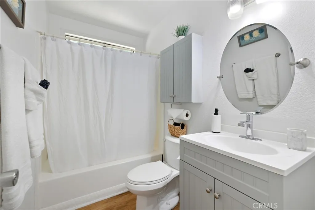 1068 Sierra Avenue, Big Bear City, California 92314 home-pic-13