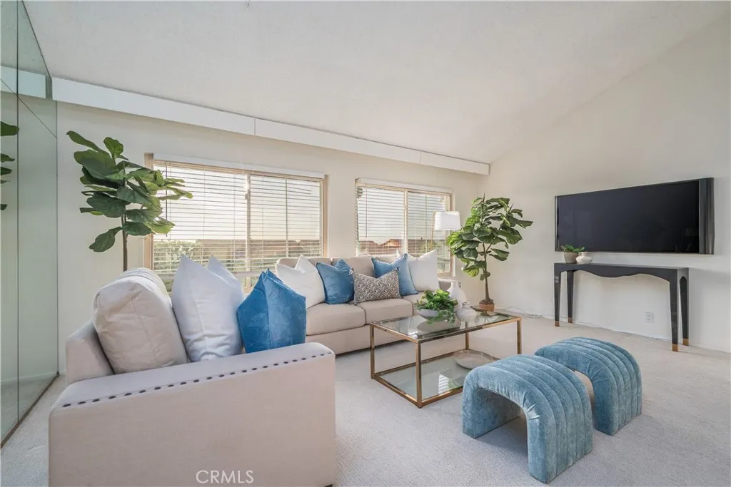 5029 Tierra Antigua Drive, Whittier, California 90601 home-pic-9