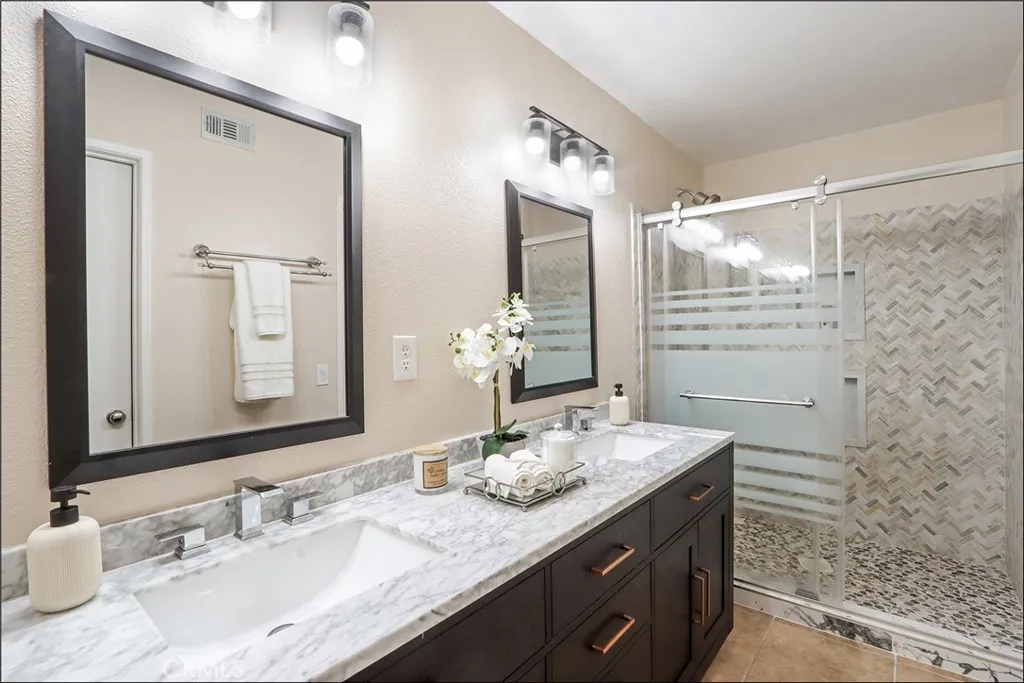 87 Montara, Aliso Viejo, California 92656 home-pic-17