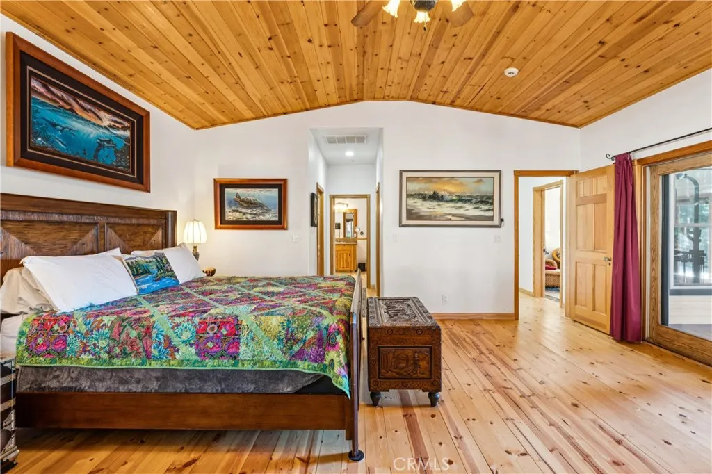 268 Cedarbrook, Twin Peaks, California 92391 home-pic-19