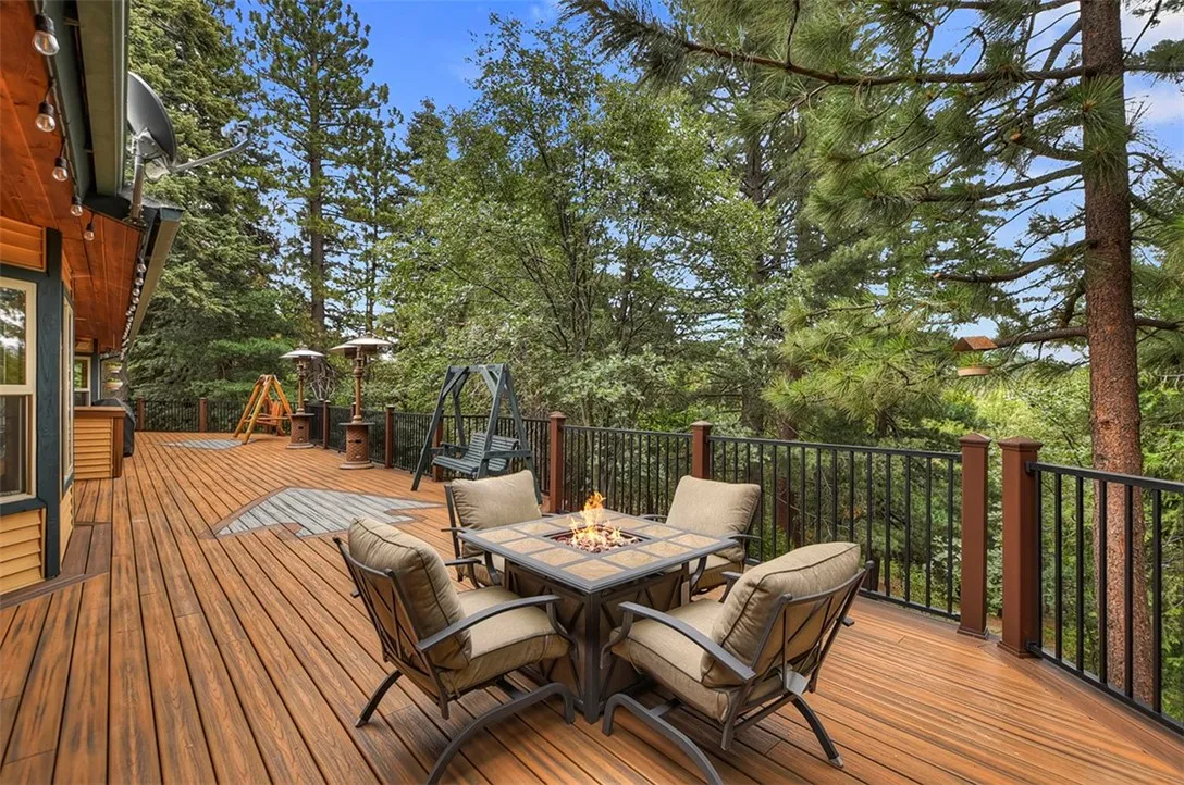 268 Cedarbrook, Twin Peaks, California 92391 home-pic-4