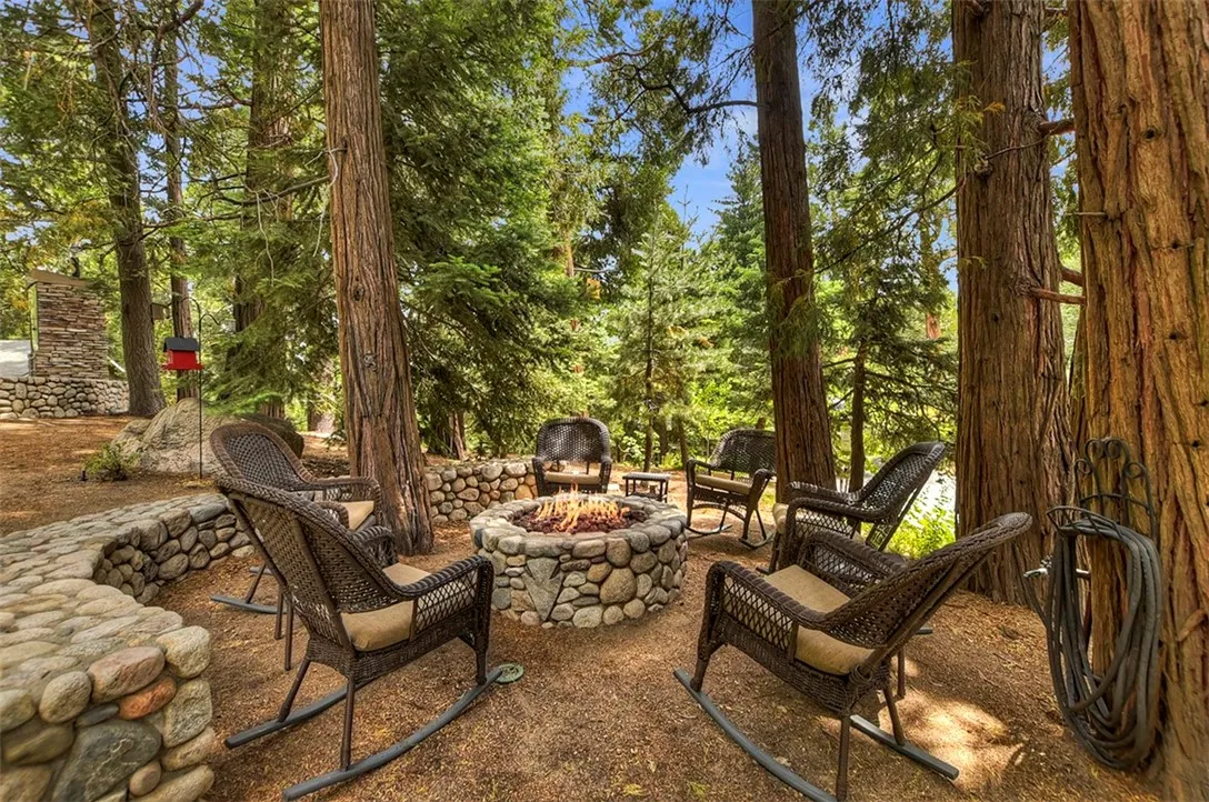 268 Cedarbrook, Twin Peaks, California 92391 home-pic-27