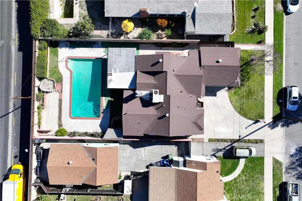 14239 Cohasset, Van Nuys, California 91405 home-pic-21