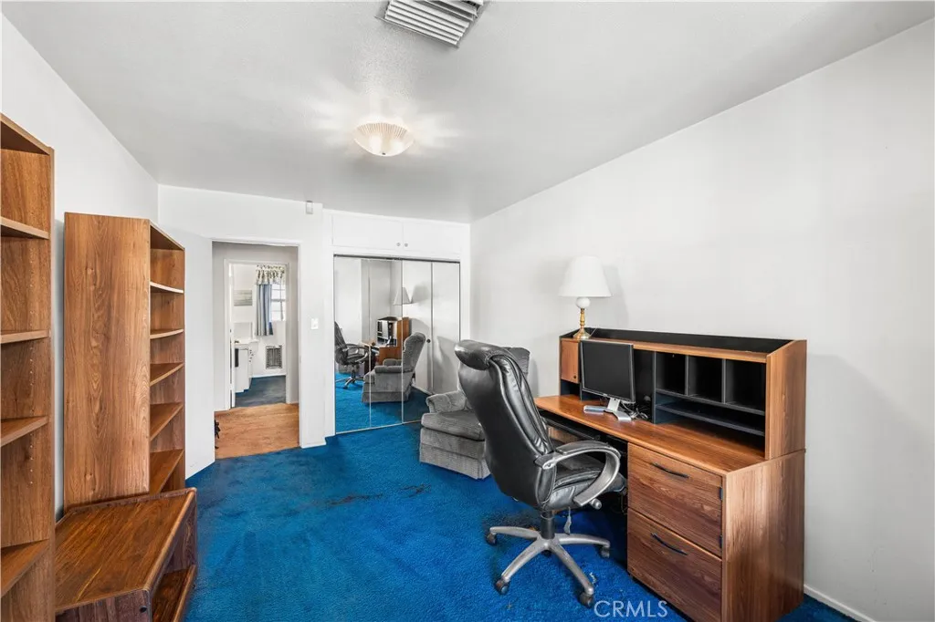 14239 Cohasset, Van Nuys, California 91405 home-pic-12