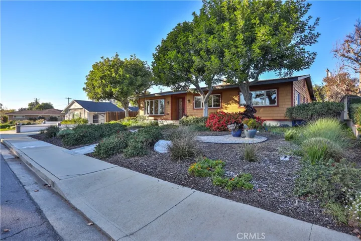 633 Purdue Drive, Claremont, California 91711