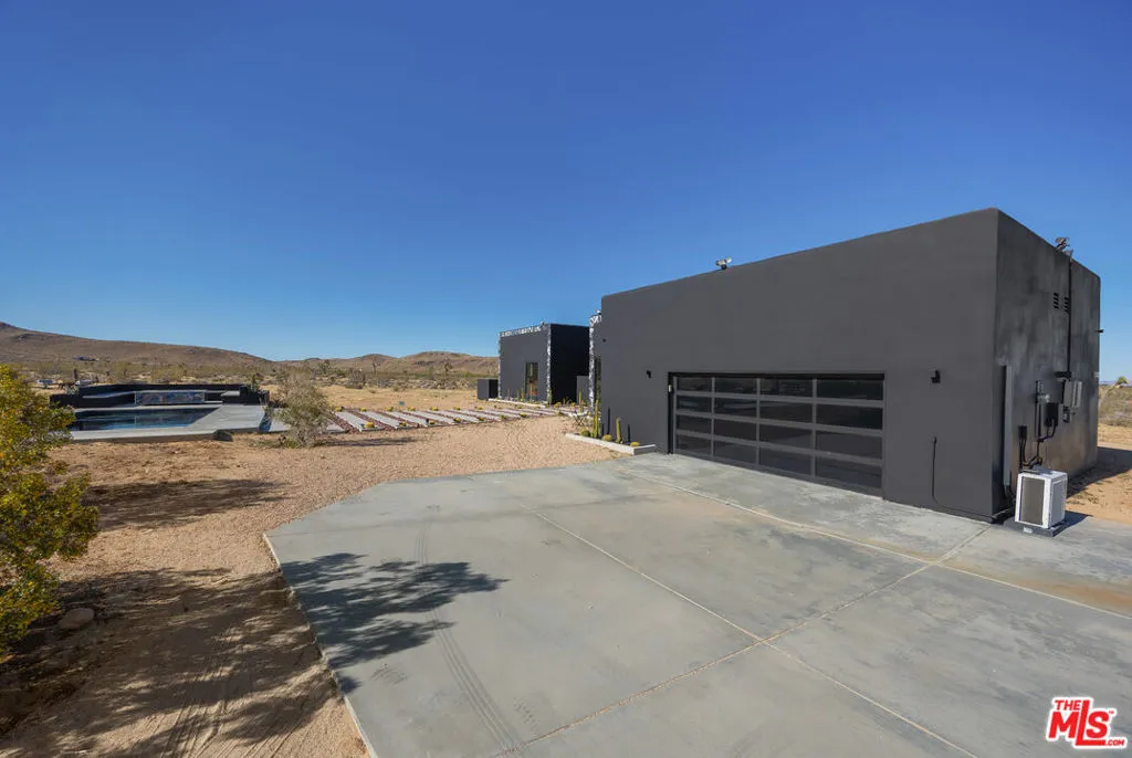 60376 Tacoma Court, Joshua Tree, California 92252 home-pic-37
