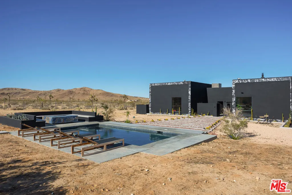60376 Tacoma Court, Joshua Tree, California 92252 home-pic-36