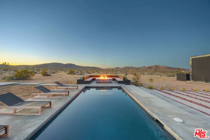 Pool with Spa