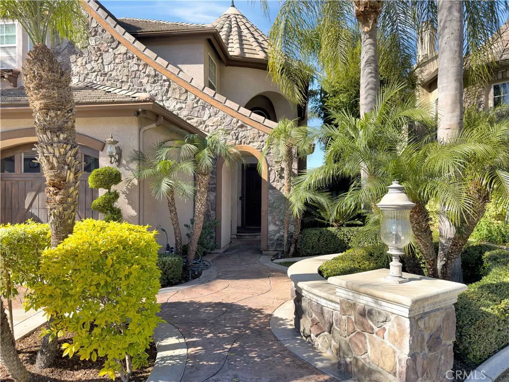 525 Dickinson Circle, Placentia, California 92870 home-pic-3