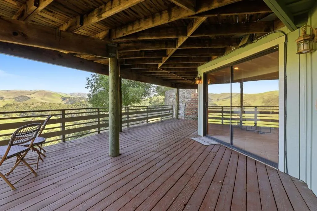 Main house lower level deck