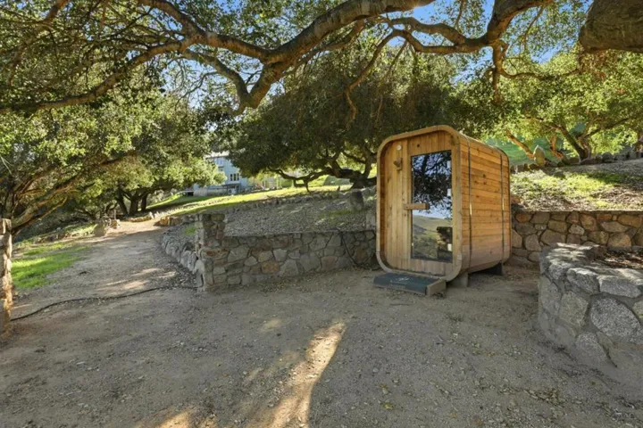 Sauna for detox and relaxation
