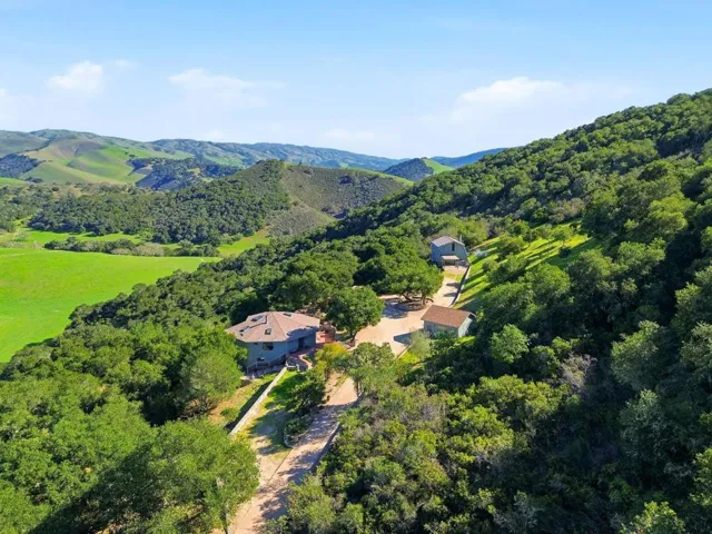 Peaceful retreat-like setting with a main home, please totally separate ADUE.