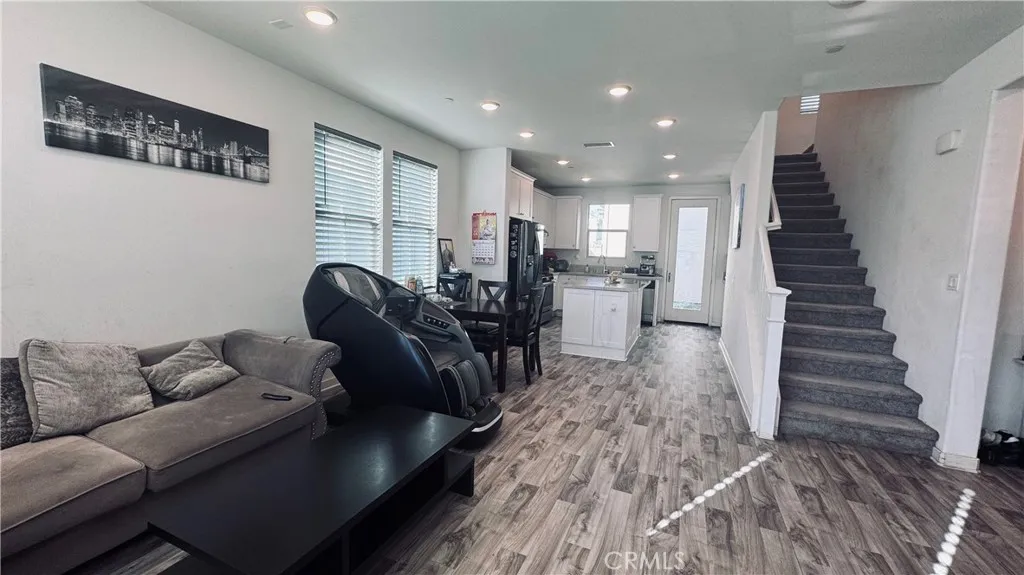 3249 E Butterfly, Ontario, California 91762 home-pic-4
