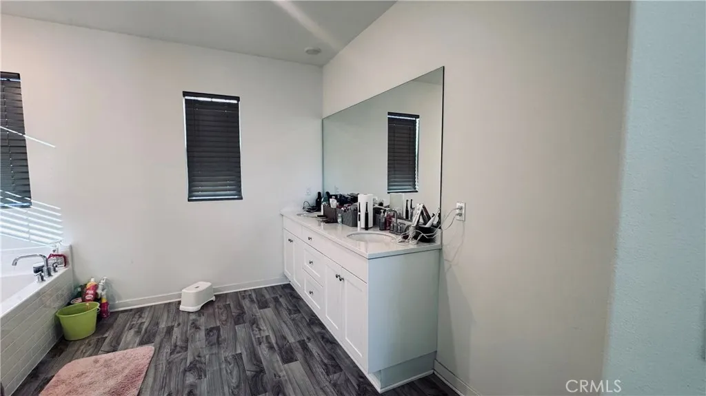 3249 E Butterfly, Ontario, California 91762 home-pic-20
