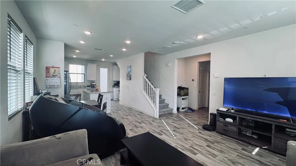3249 E Butterfly, Ontario, California 91762 home-pic-3